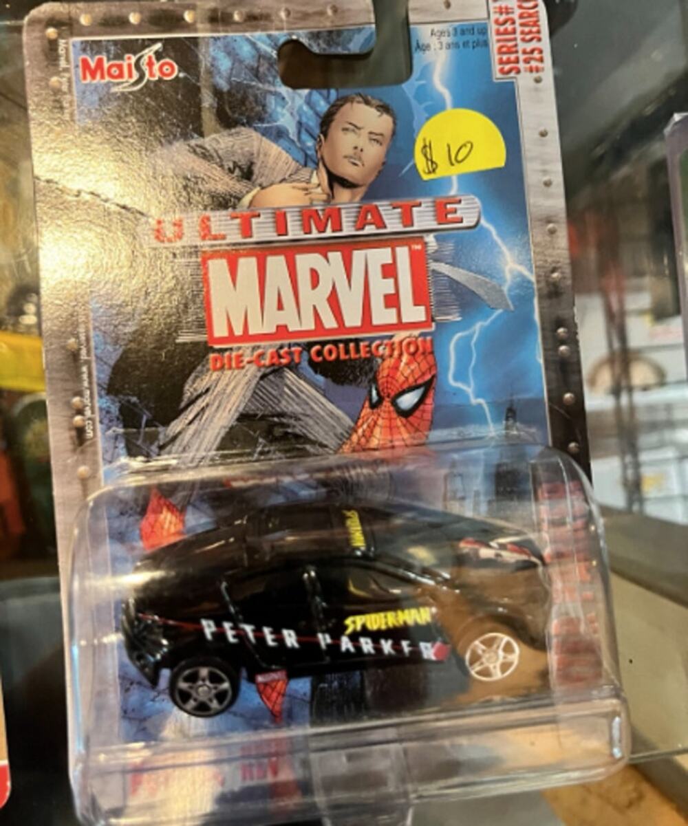 2002 Maisto Ultimate Marvel Peter Parker Pontiac Rev #25/25 Diecast Sealed